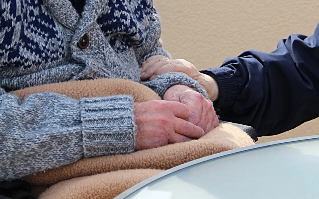 Cuidadora de mayores interna o residencias de ancianos