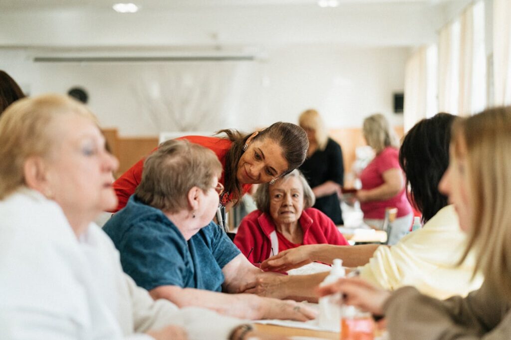 la normativa de la ratio de personal en residencias de mayores