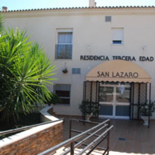 centro-residencial-san-lazaro-fachada