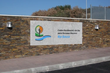 Centro Residencial Río Boeza fachada