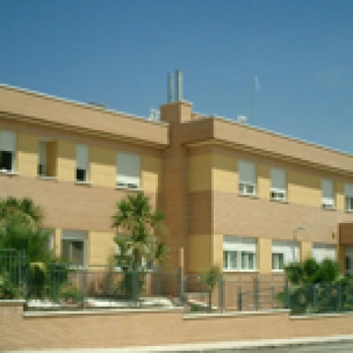 residencia-la-edad-de-oro-fachada