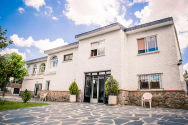 residencia-de-tercer-edad-antares-fachada