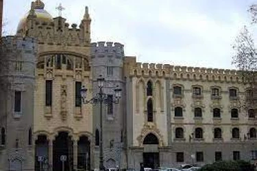 residencia-de-ancianos-santa-teresa-y-san-jose-fachada