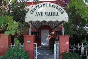 centro-residencial-de-mayores-ave-maria-fachada