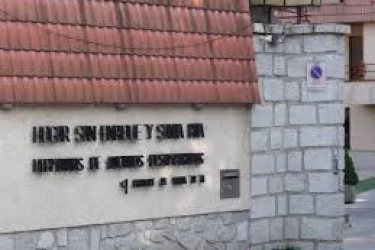 residencia-hogar-san-enrique-y-santa-rita-fachada