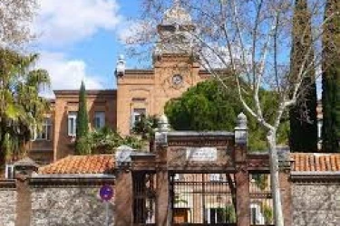 mi-casa-hermanitas-de-los-pobres-fachada
