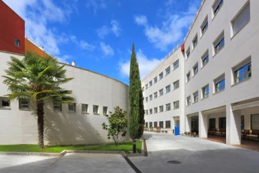 Residencia y Apartamentos para Mayores Mirasierra