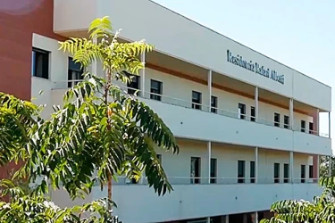 Residencia Rafael Alberti edificio