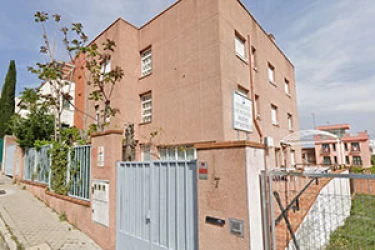 residencia-madre-maria-rafaela-fachada