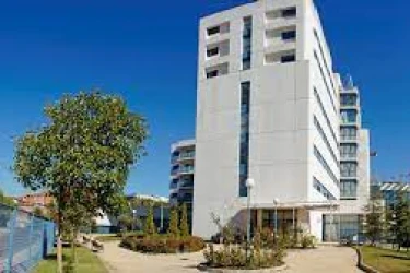 ballesol-pasillo-verde-fachada