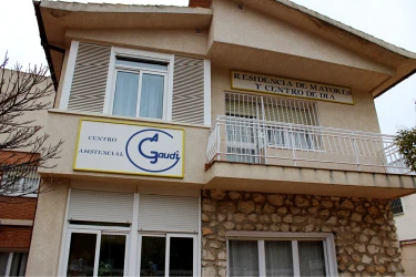 gaudi-centro-asistencial-fachada