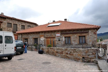 residencia-municipal-nazaret-fachada