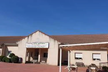 centro-de-mayores-santa-isabel-fachada