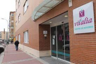 vitalia-parla-fachada