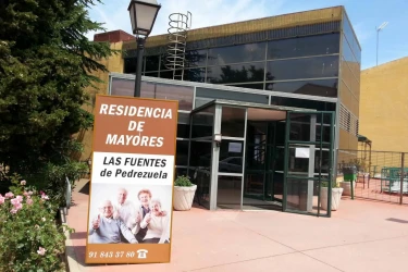 residencia-las-fuentes-fachada