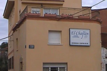 centro-de-mayores-el-chaflan-fachada