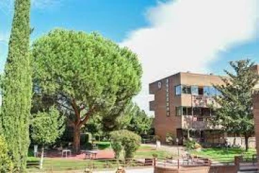 centro-ballesol-60-apartamentos-fachada