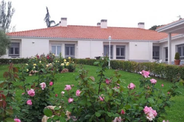 residencia-santa-helena-fachada