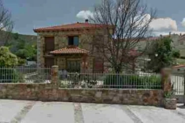 residencia-municipal-de-robledillo-de-la-jara-fachada