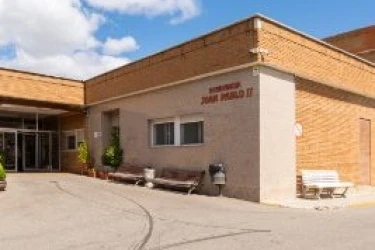 centro-residencial-juan-pablo-ii-fachada