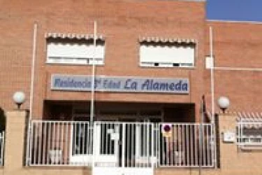 residencia-de-tercera-edad-la-alameda-fachada