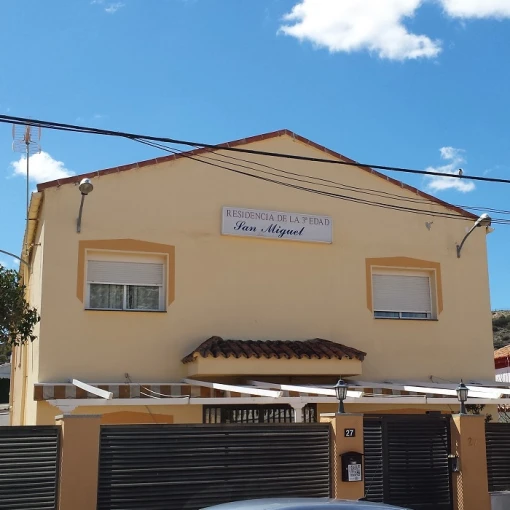 residencia-de-tercera-edad-san-miguel-fachada