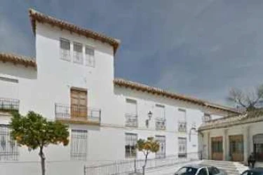 residencia-municipal-de-personas-mayores-luque-fachada