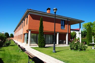 residencia_virgen_del_amor_hermoso_valladolid_campaspero