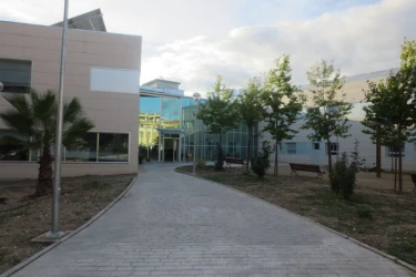 centro-residencial-para-personas-mayores-santiago-carrillo-exterior