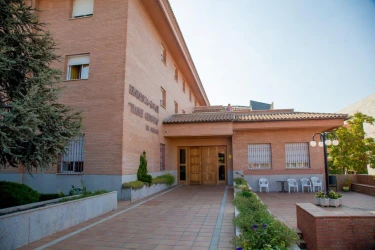 Residencia de 3ª Edad Madre Genoveva