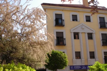 Residencia de Mayores Los Enlaces