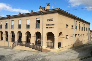 residencia_jose_ramon_zalduendo_navarra_caparroso