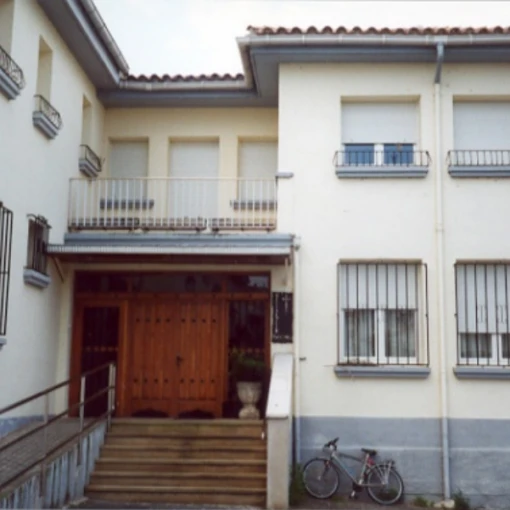 residencia_municipal_de_ancianos_de_sanguesa_san_vicente_de_paul_navarra_sanguesa