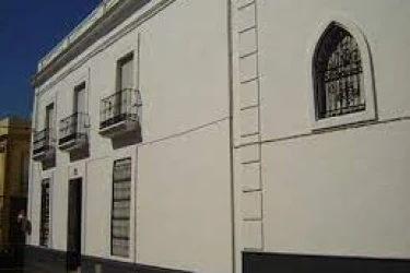 centro-residencial-beata-sor-angela-de-la-cruz-fachada