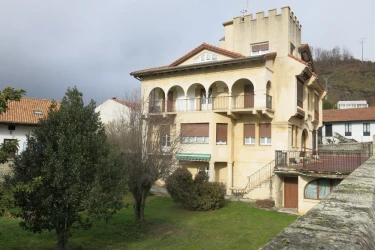 residencia de mayores los monteros-espinosa de los monteros-burgos