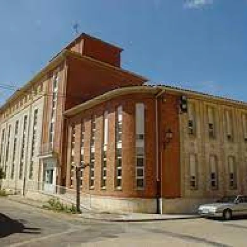 residencia de tercera edad rofriguez de celis-melgar de fernamental-burgos