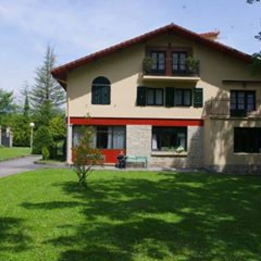 residencia de mayores san vicente-valle de mena-burgos