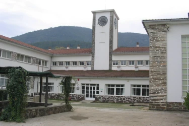 residencia-y-club-para-mayores-las-hurdes-nuñomoral-caceres