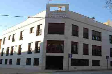 residencia de ancianos santisima trinidad y santa petronila-quintanar del rey-cuenca