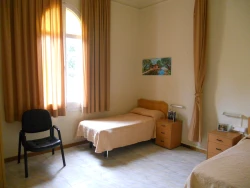 residencia-geriatrica-jardins-de-barcelona-habitacion