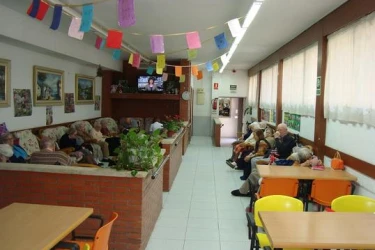 Residencia 3ª edad Virgen de Lourdes 1