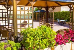 residencia los tilos precios jardines