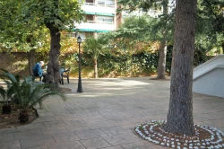 residencias de ancianos en barcelona con jardin