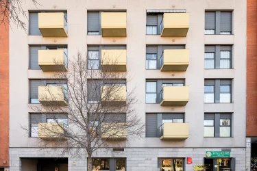 habitatges amb serveis gran via-barcelona