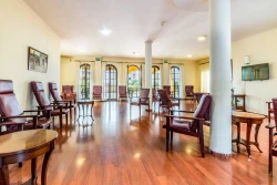 residencia-de-ancianos-en-benalmadena-sala-de-estar