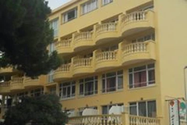 hotel residencia minipark-pineda de mar-barcelona