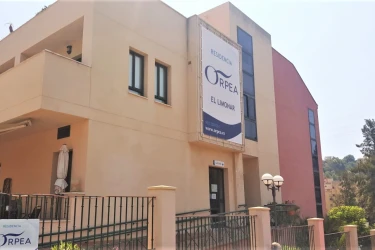 centro-residencial-para-personas-mayores-orpea-el-limonar-exterior