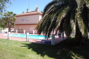 residencia geriatrica el petit hostalet-vallirana-barcelona