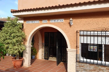 centro-residencial-para-personas-mayores-las-violetas-fachada