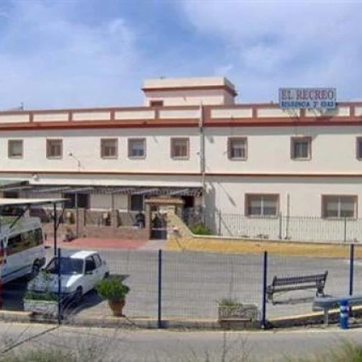 Centro Residencial El Recreo